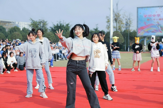 为比赛增添
